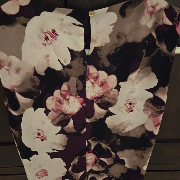 Calvin Klein Sleeveless top - Picture 2 of 5